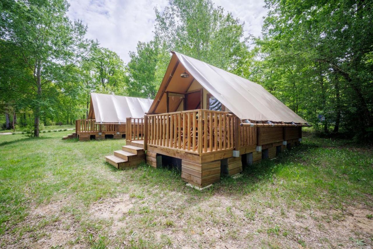 La Clairiere - Ecolieu De Vacances Lamothe-Fenelon 외부 사진
