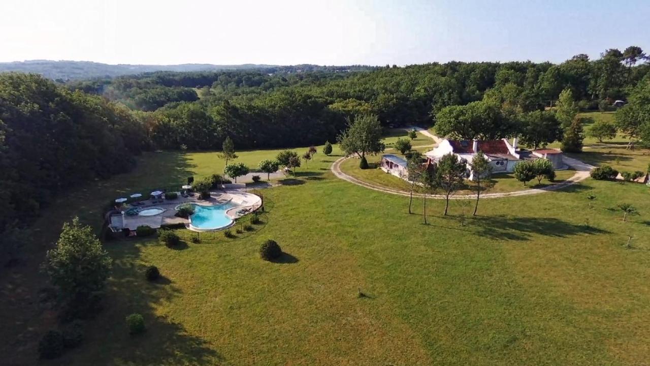 La Clairiere - Ecolieu De Vacances Lamothe-Fenelon 외부 사진